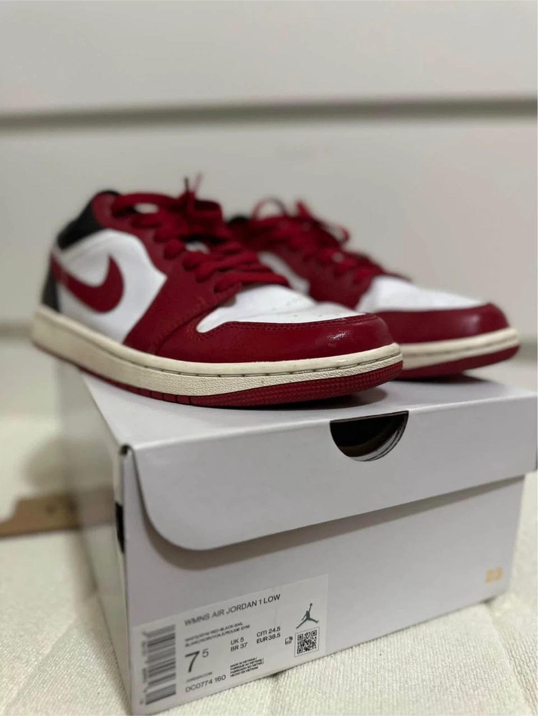 Air Jordan 1 Low Sneakers - White/Red