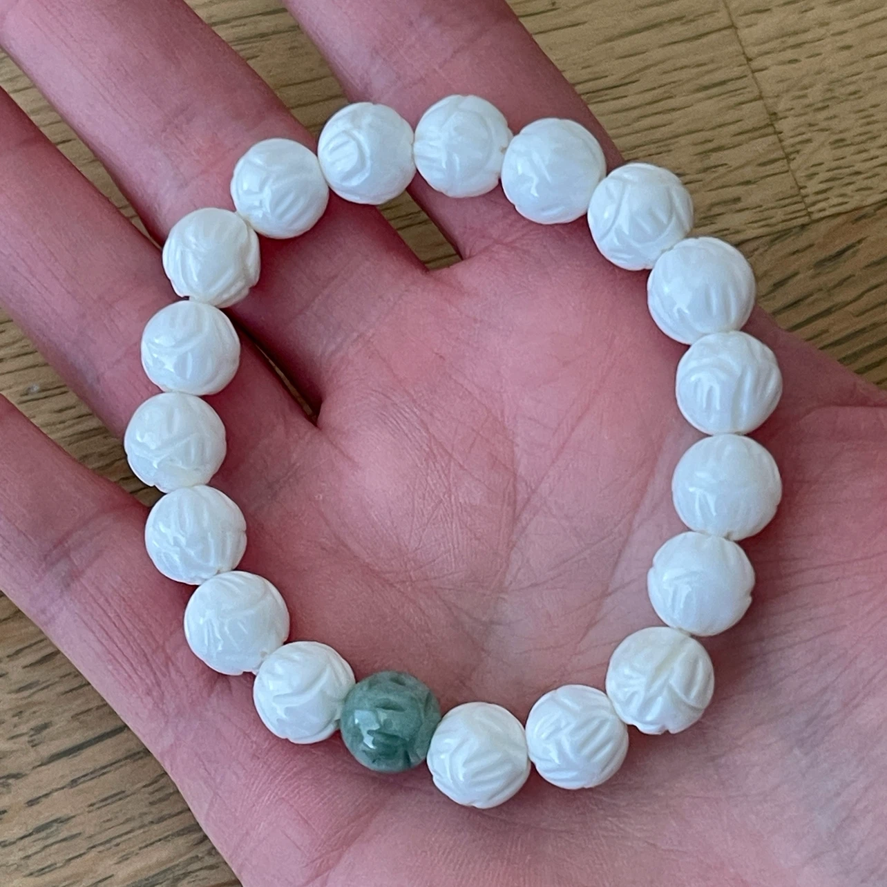 Jadeite & Tridacna shell bracelet (10mm bead) - Good luck - photo 4
