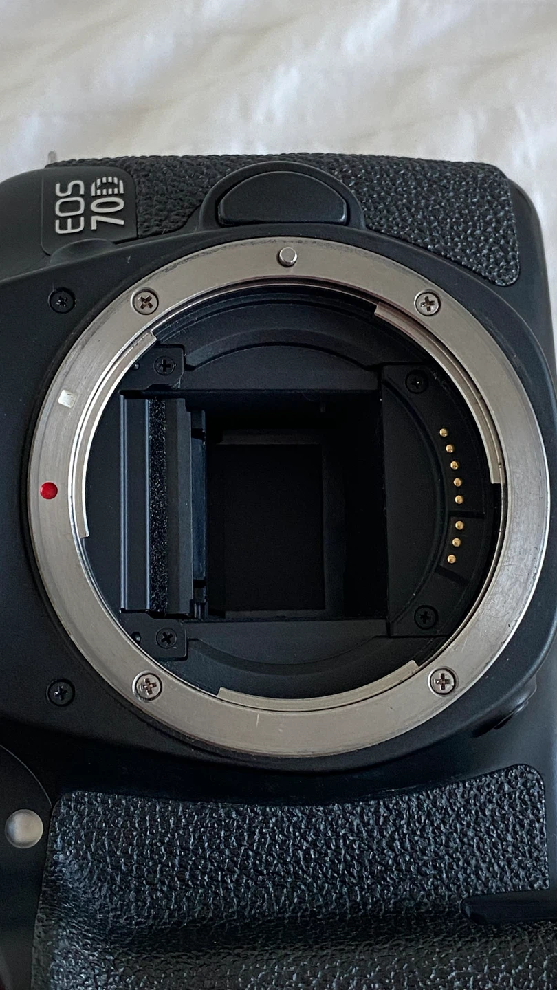 Canon 70D DSLR Camera + 50mm + 18-135mm Lens - photo 5