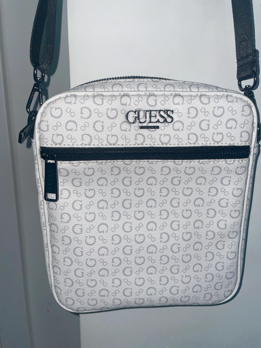 GUESS Crossbody Bag