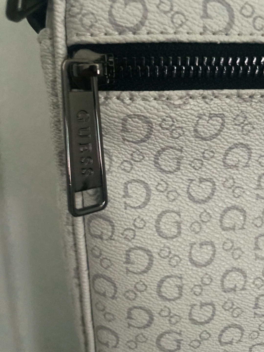 GUESS Crossbody Bag - photo 5