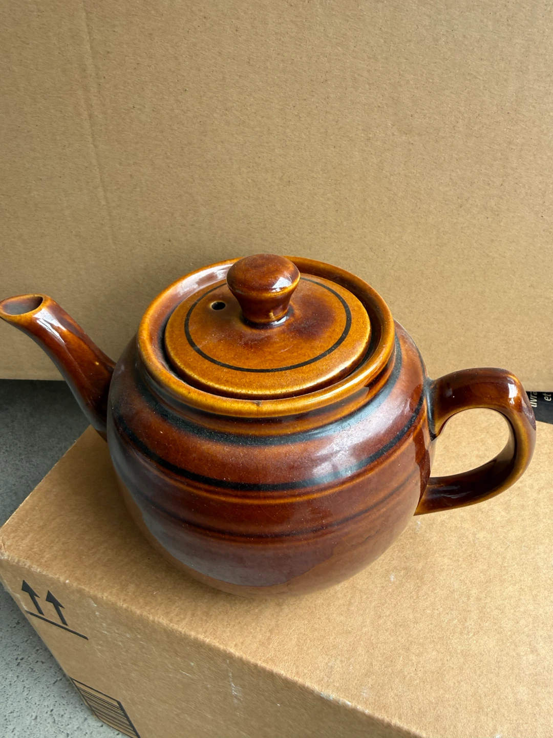 Vintage Sadler Brown Betty Teapot