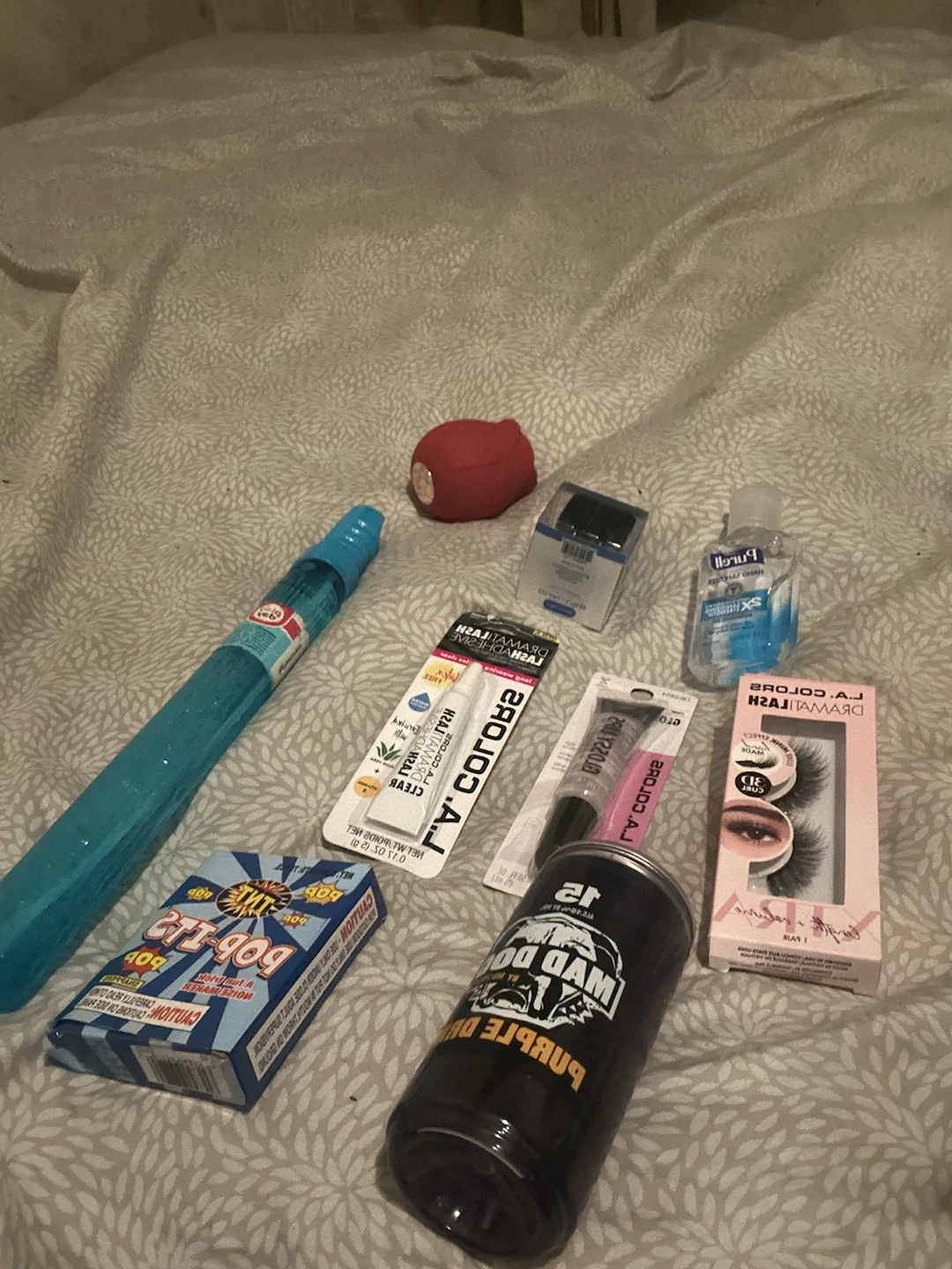 Assorted beauty and novelty items