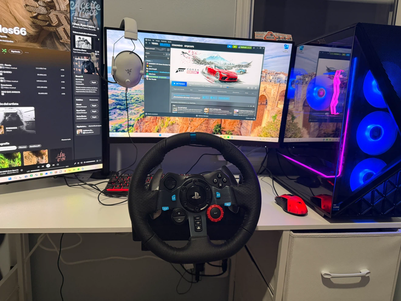 Logitech G920 Driving Force Racing Wheel