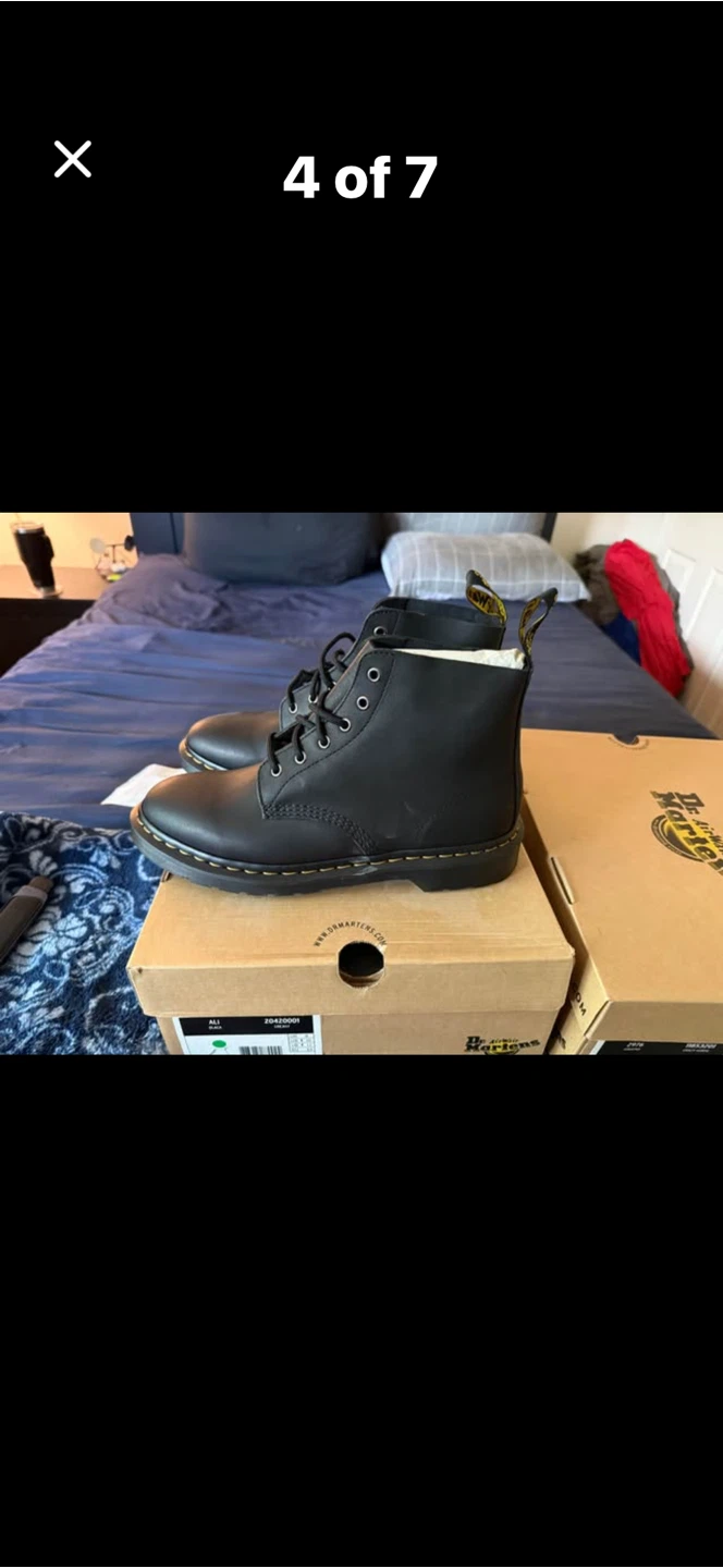 Dr. Martens Black Leather Boots Size 10 - photo 4