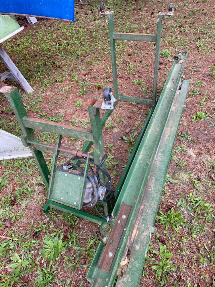 Belt sander