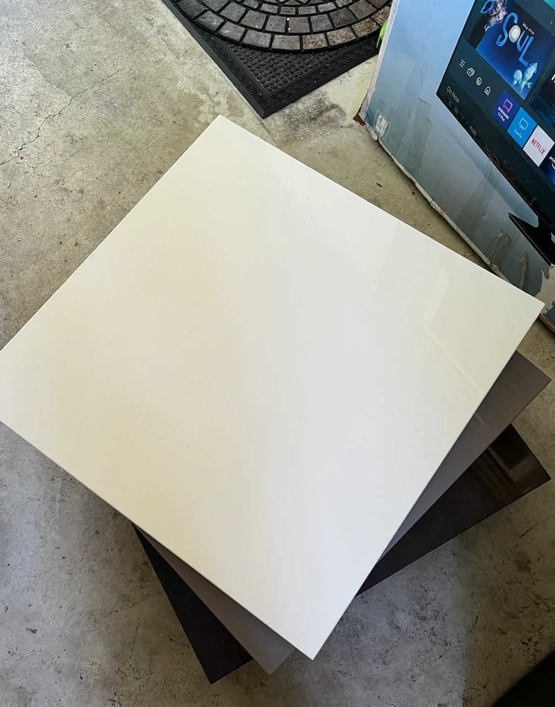 Katie Rotating Coffee Table - photo 2