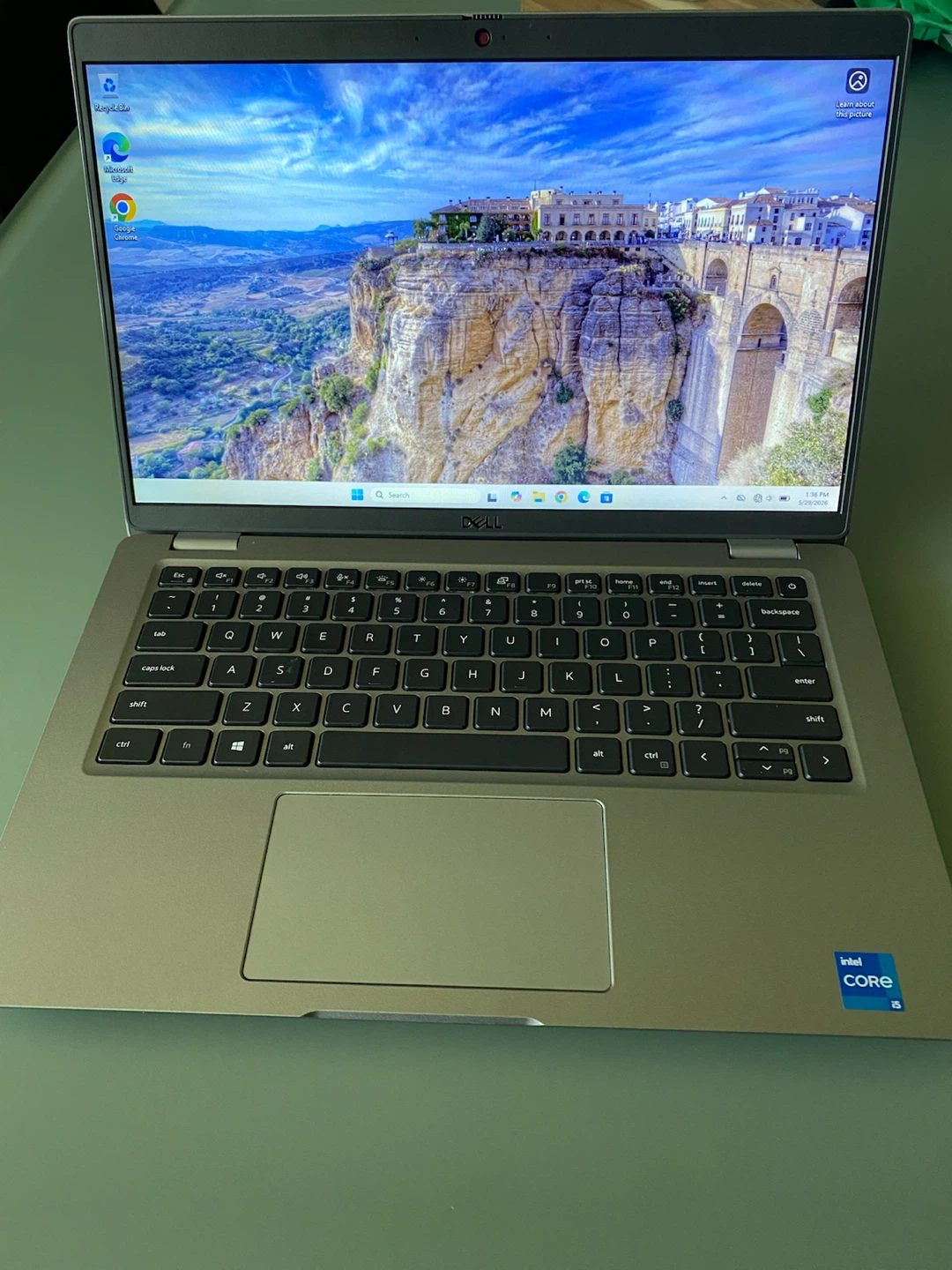 Dell Laptop Latitude 5420 + USB C Charger - photo 3