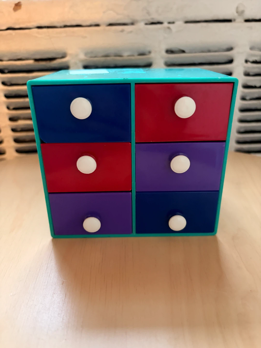 Jewelry box