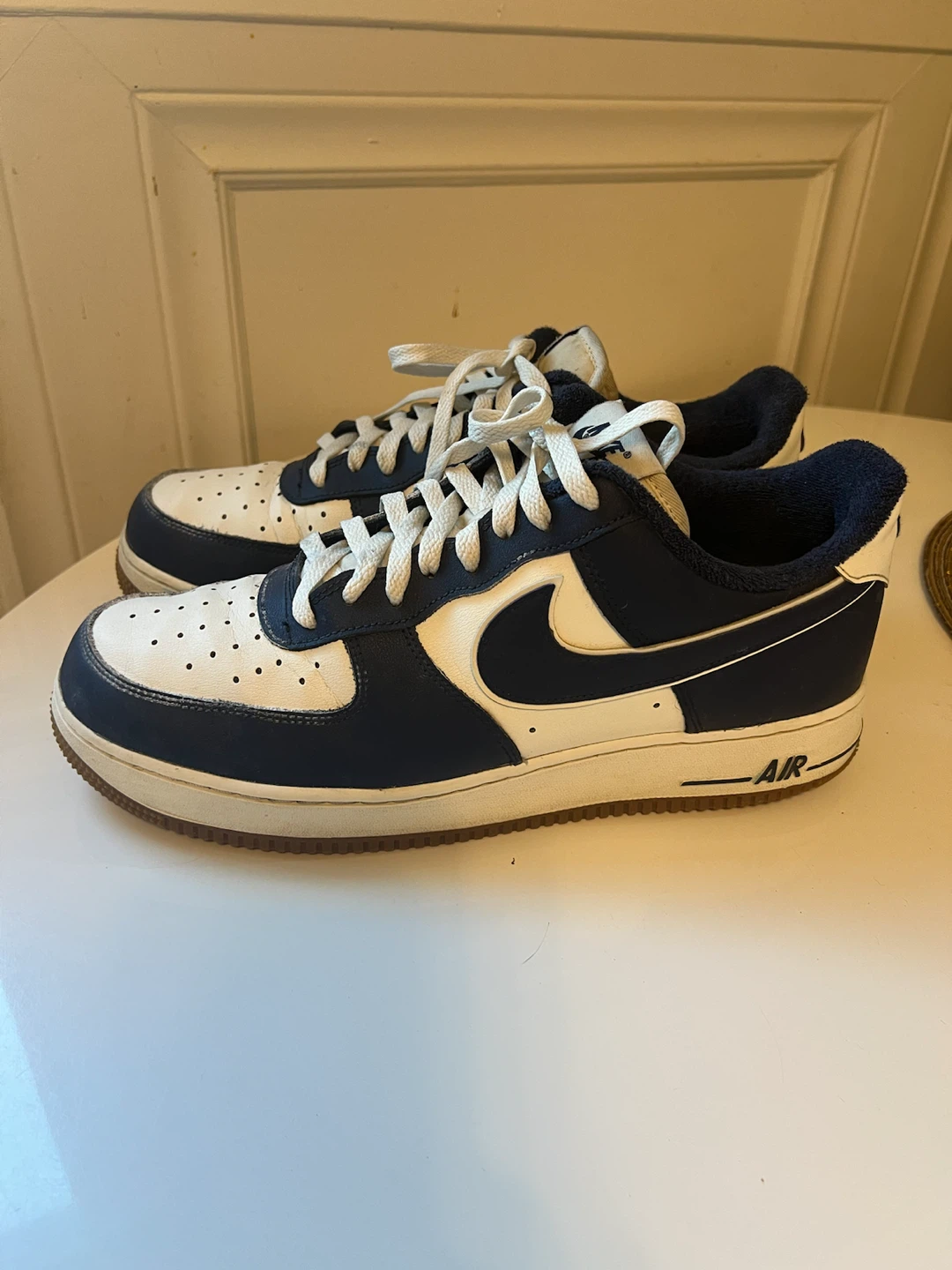 Nike Air Force 1 Navy & White Sneakers