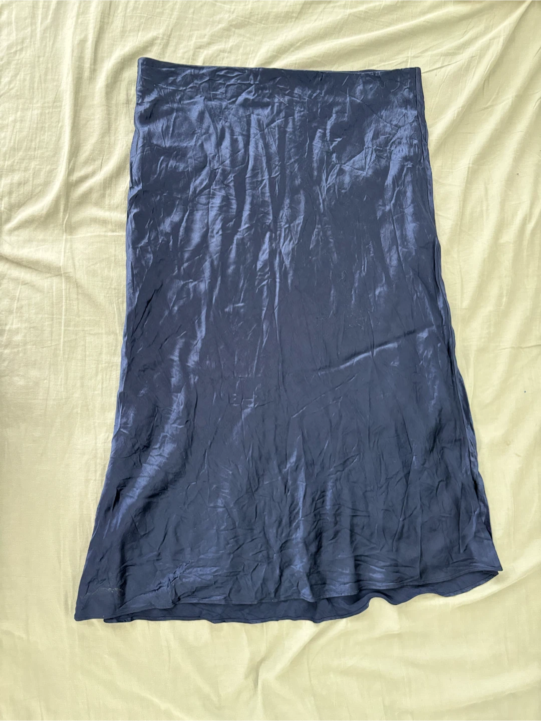 Aritzia Tops / Skirt / Pants / Cropped Hoodie - photo 3