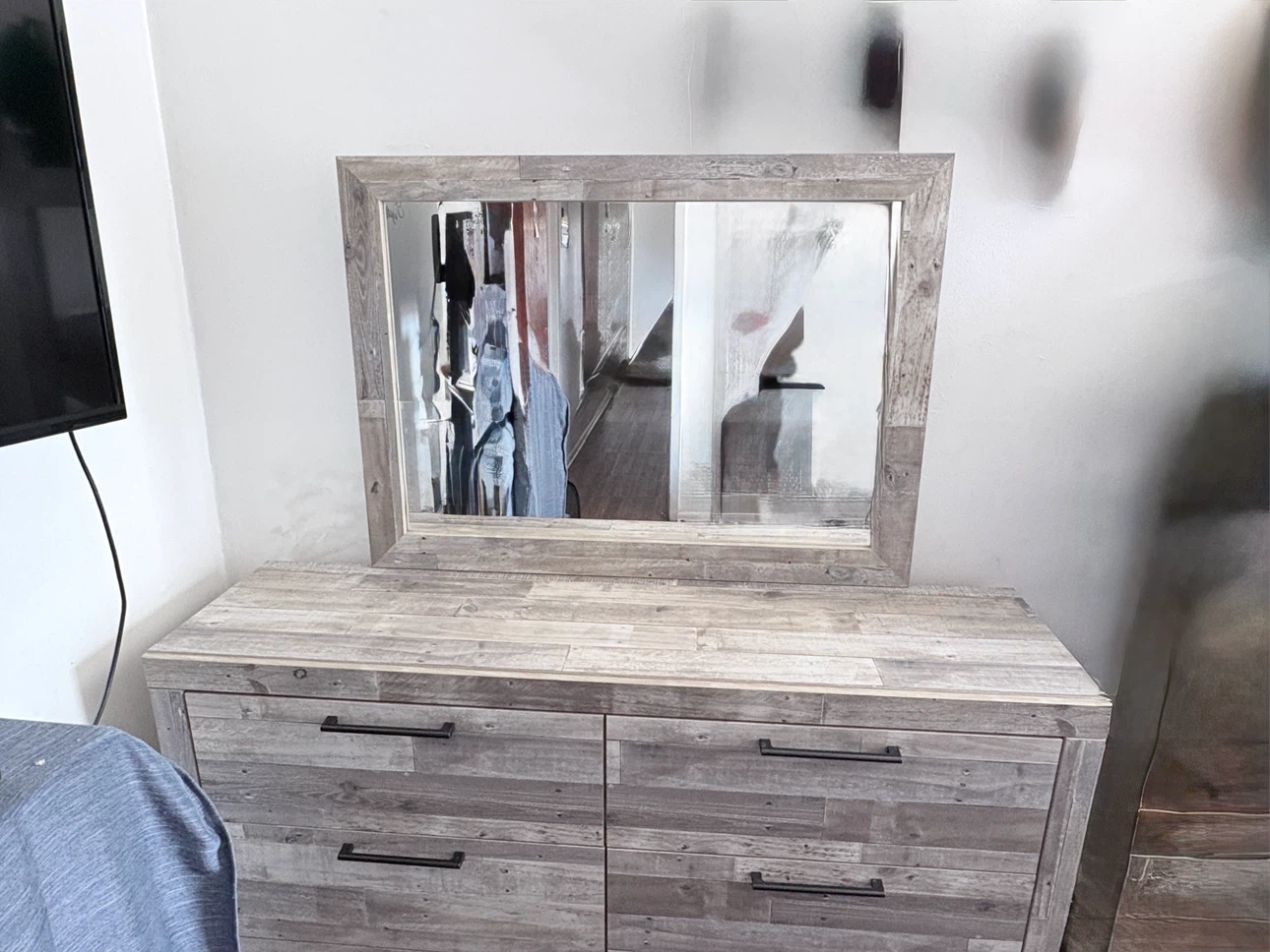 Full panel bed with night stand and dresser. - photo 4