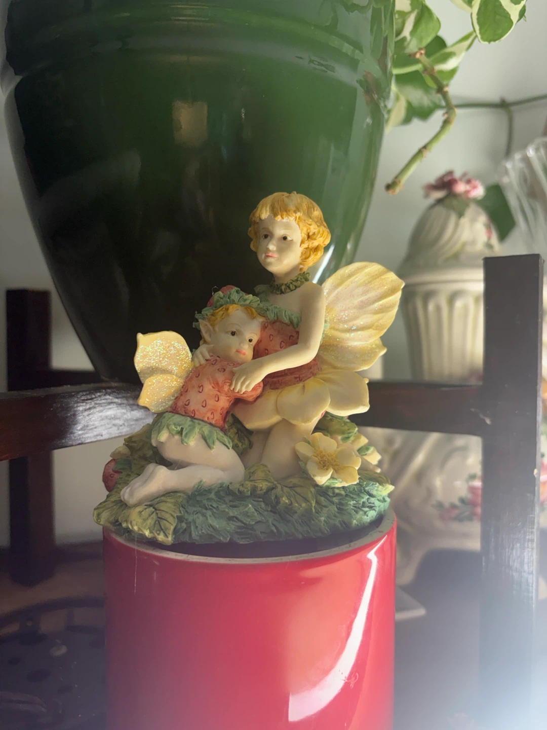 Fairy Figurine with Baby - photo 2