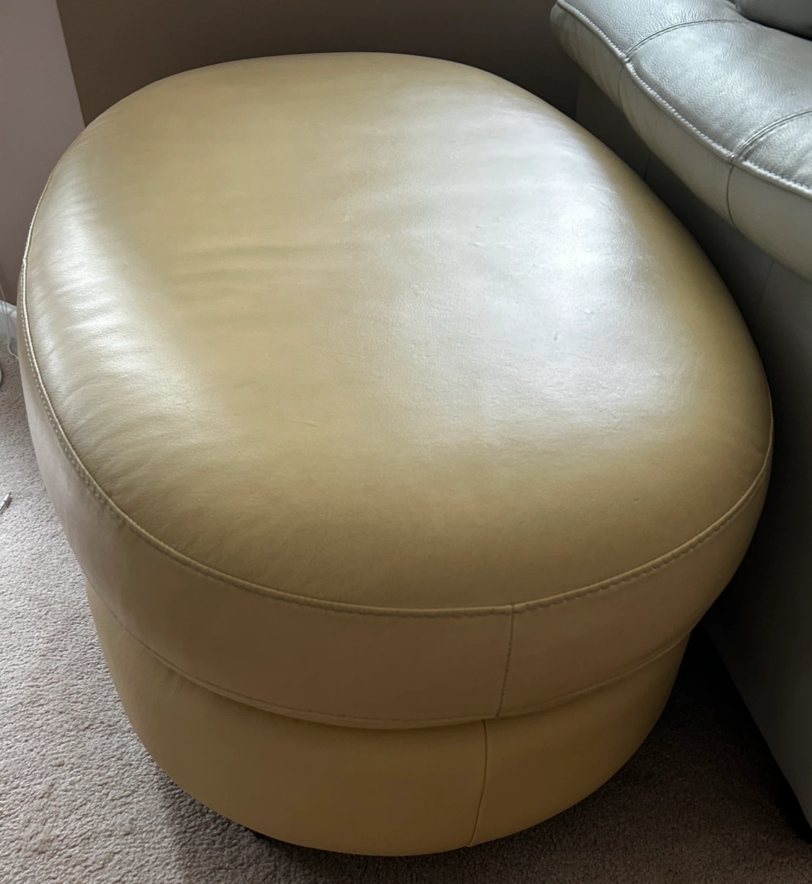 38” All-Leather Ottoman Pouff Coffee Table - photo 2