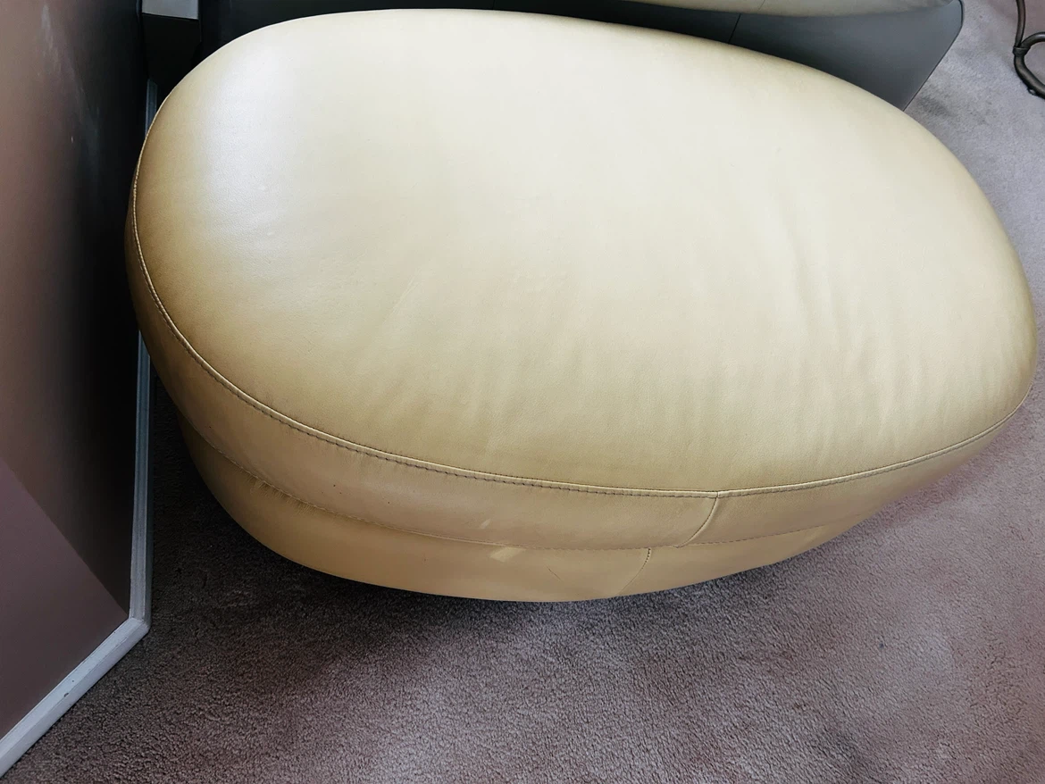 38” All-Leather Ottoman Pouff Coffee Table - photo 3