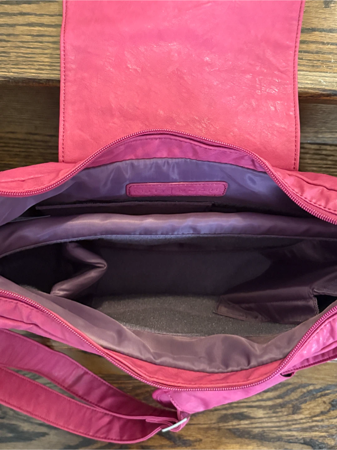 Kelly Moore B-Hobo Pink Vegan Leather Camera or Diaper Bag - photo 4