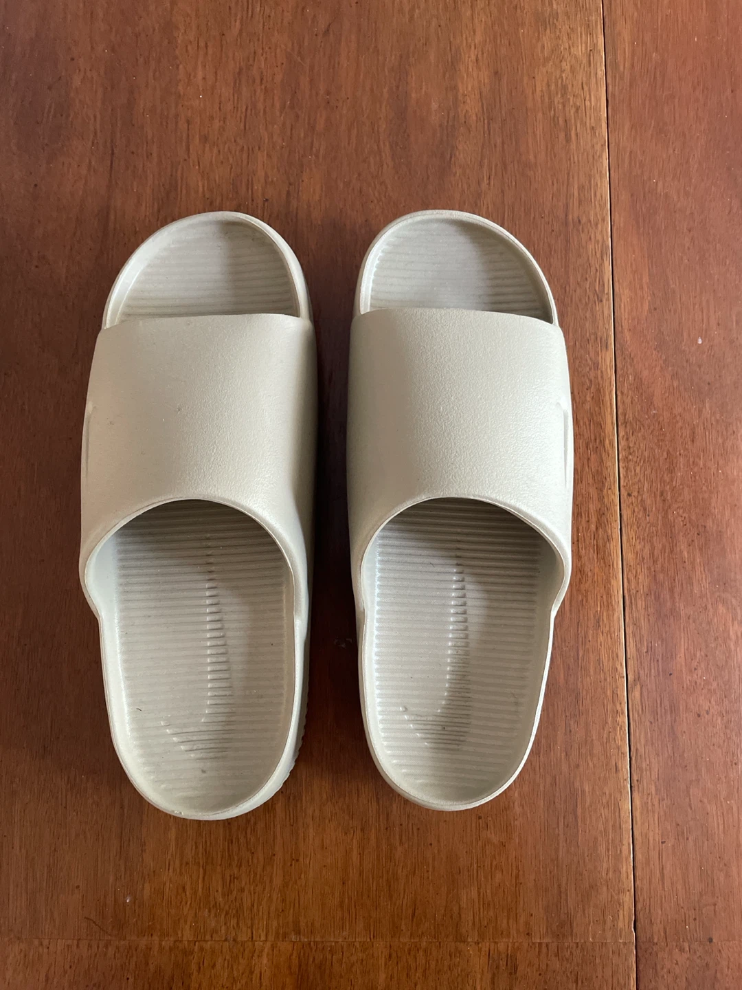 Nike slides