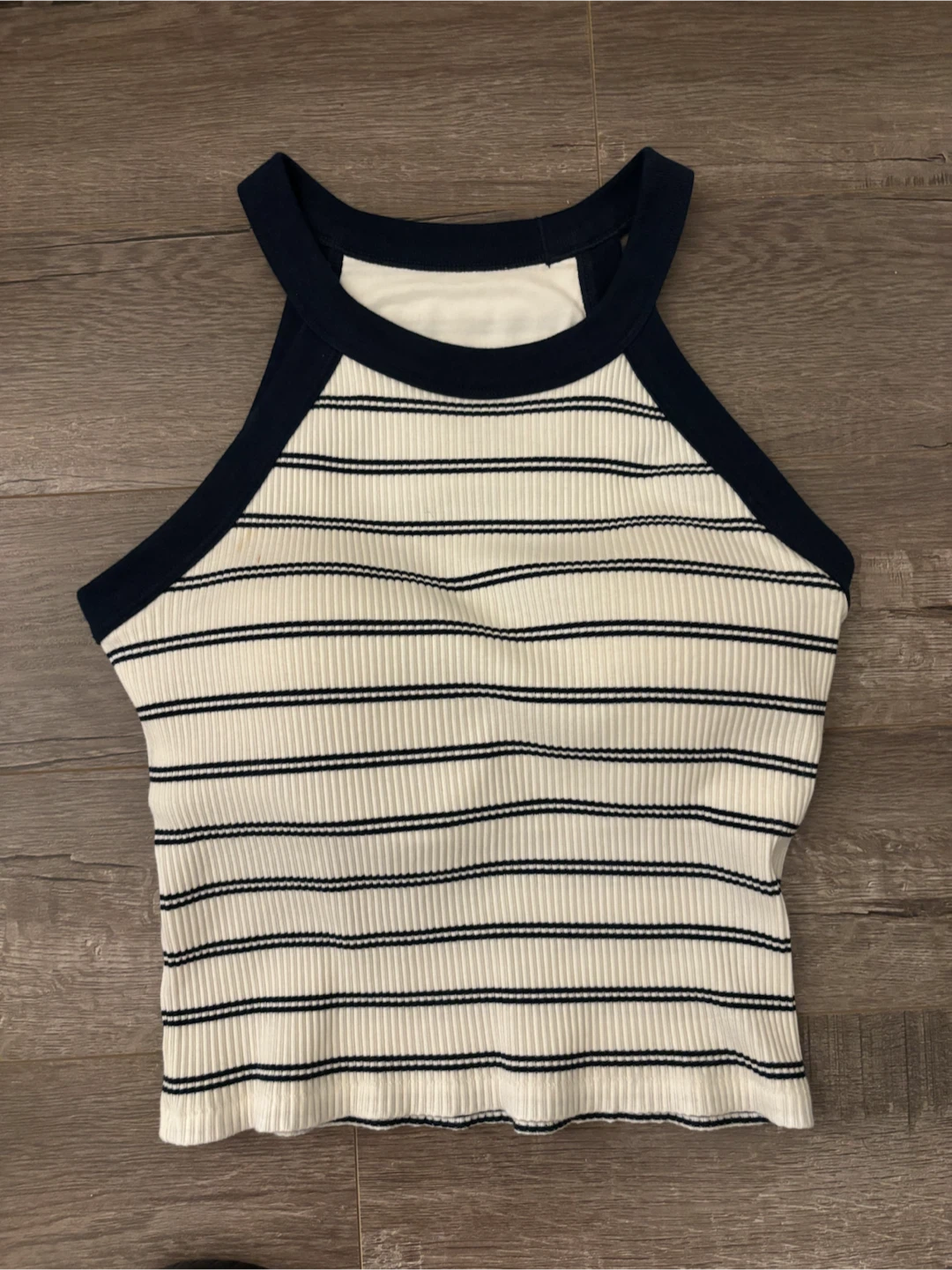 Uniqlo tank top with bra cap size xs