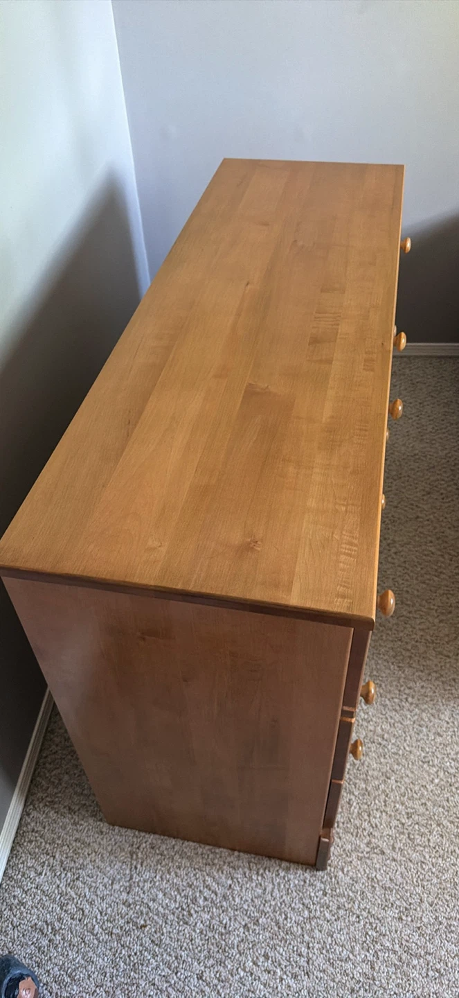 Wooden 6-Drawer Dresser mirror and end table - photo 4