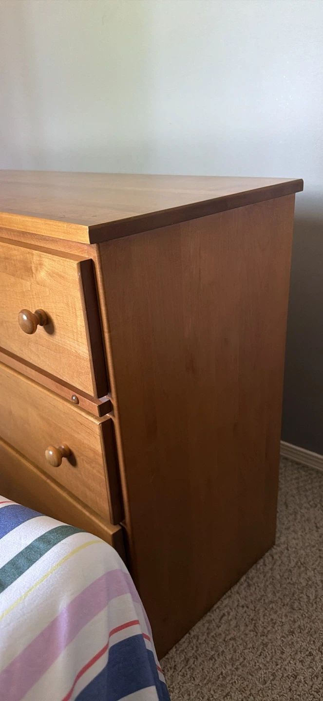 Wooden 6-Drawer Dresser mirror and end table - photo 5