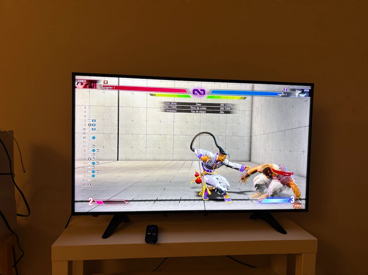 Roku TV Smart TV - photo 3