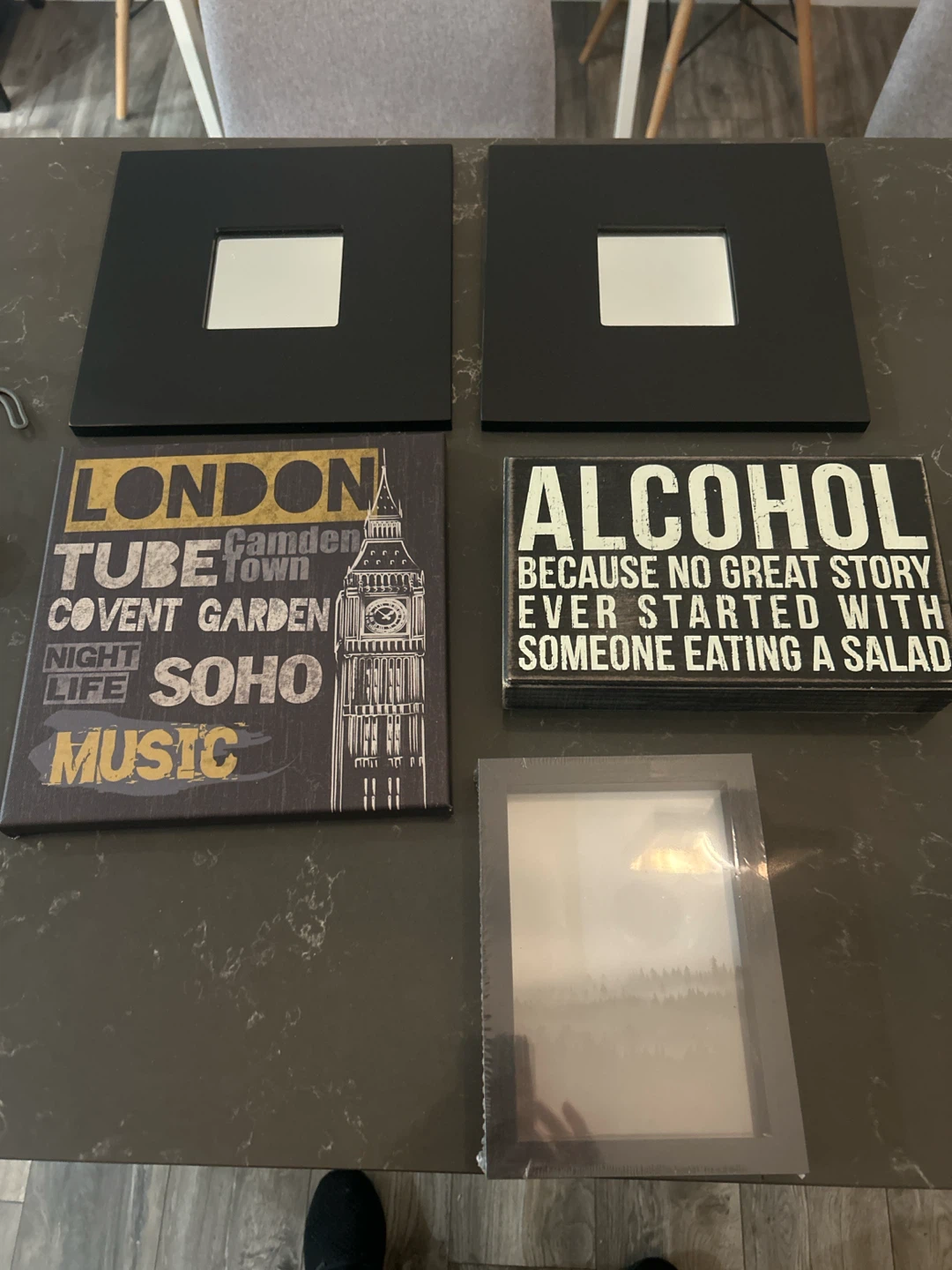 Decorative Wall Art - London and Alcohol Signs