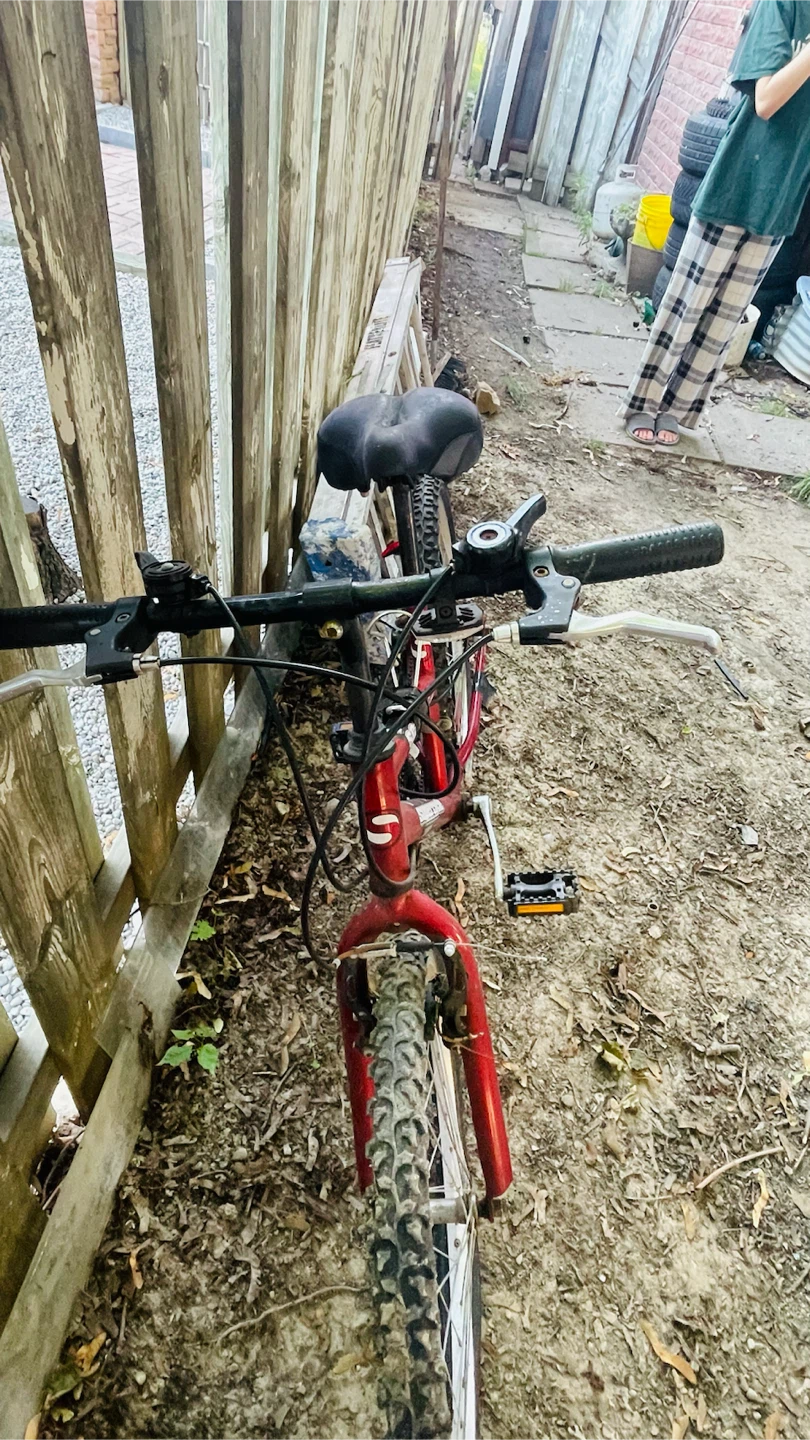 Adult 24” Supercycle Bicycle one tire is punctured - photo 2