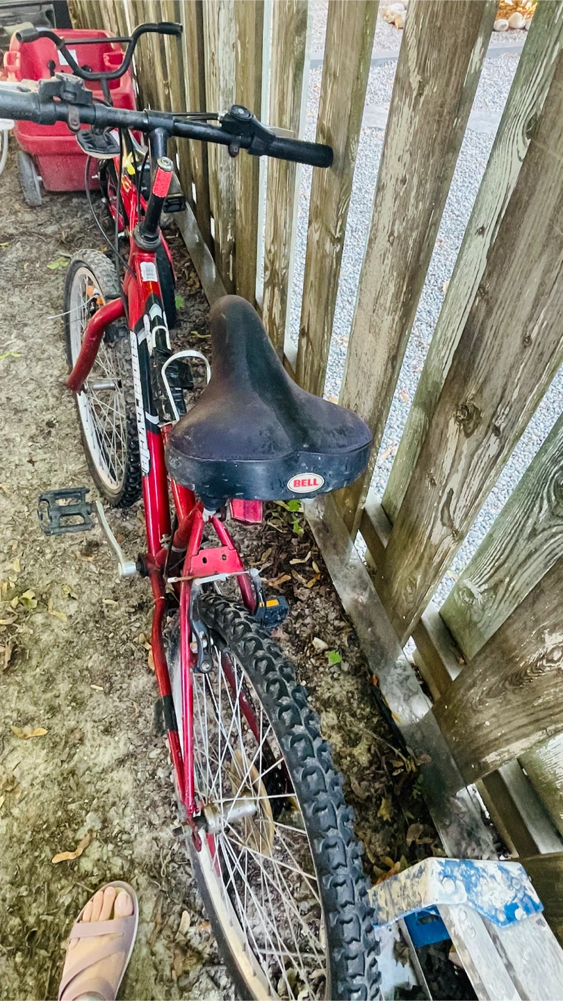 Adult 24” Supercycle Bicycle one tire is punctured - photo 4