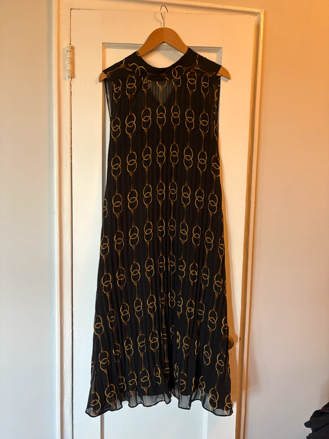 Banana Republic Pleated Chiffon  Dress - photo 2