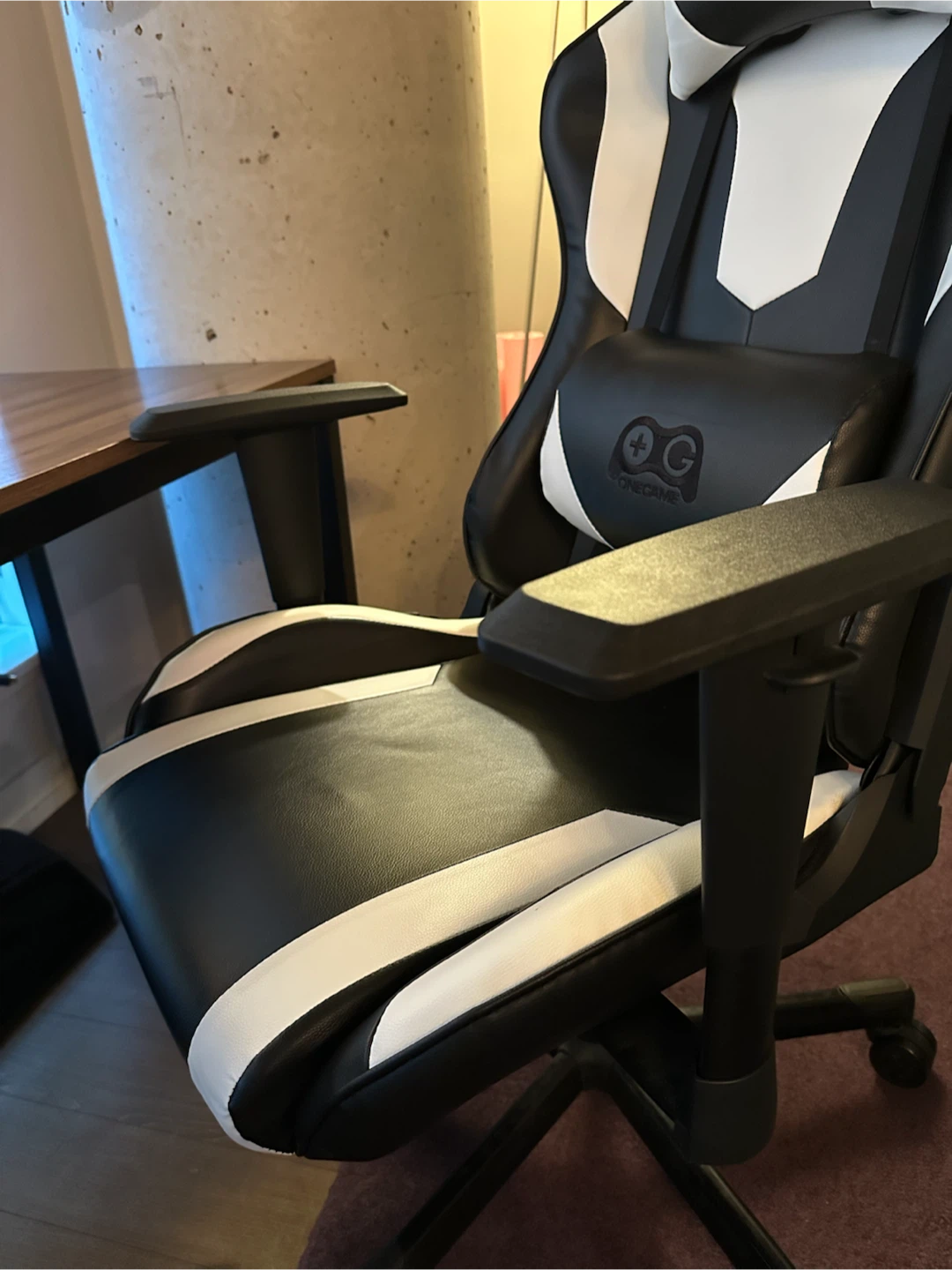 ONEGAME Gaming Chair – Excellent Condition – $100 - photo 2