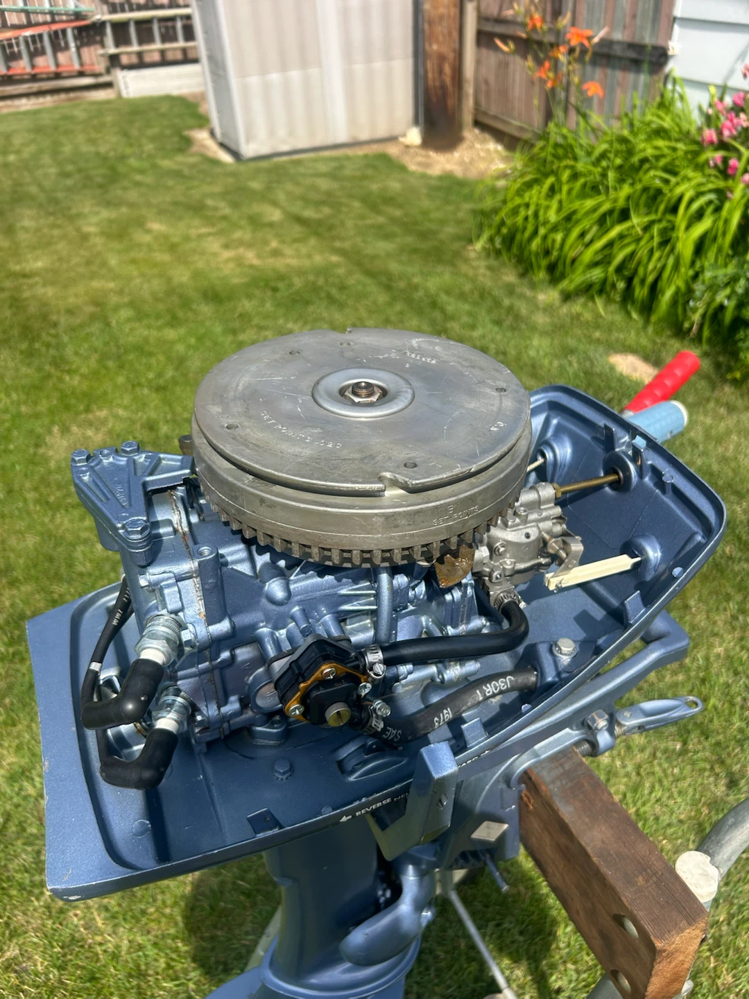 1972 Evinrude 6 hp outbound boat motor - photo 5