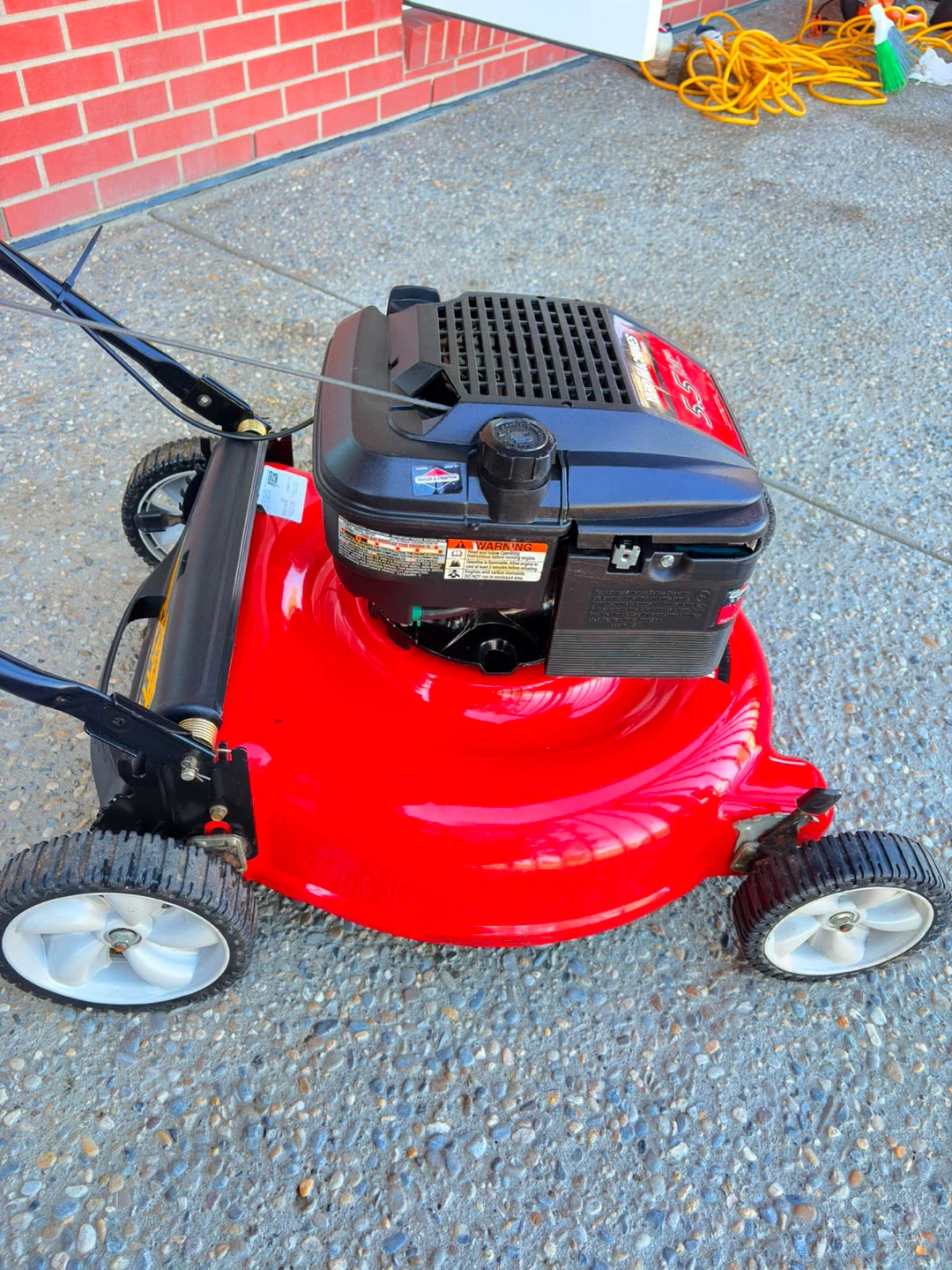 Yard Machines 21" Lawn Mower 5.5 HP in Brand new condition - photo 5