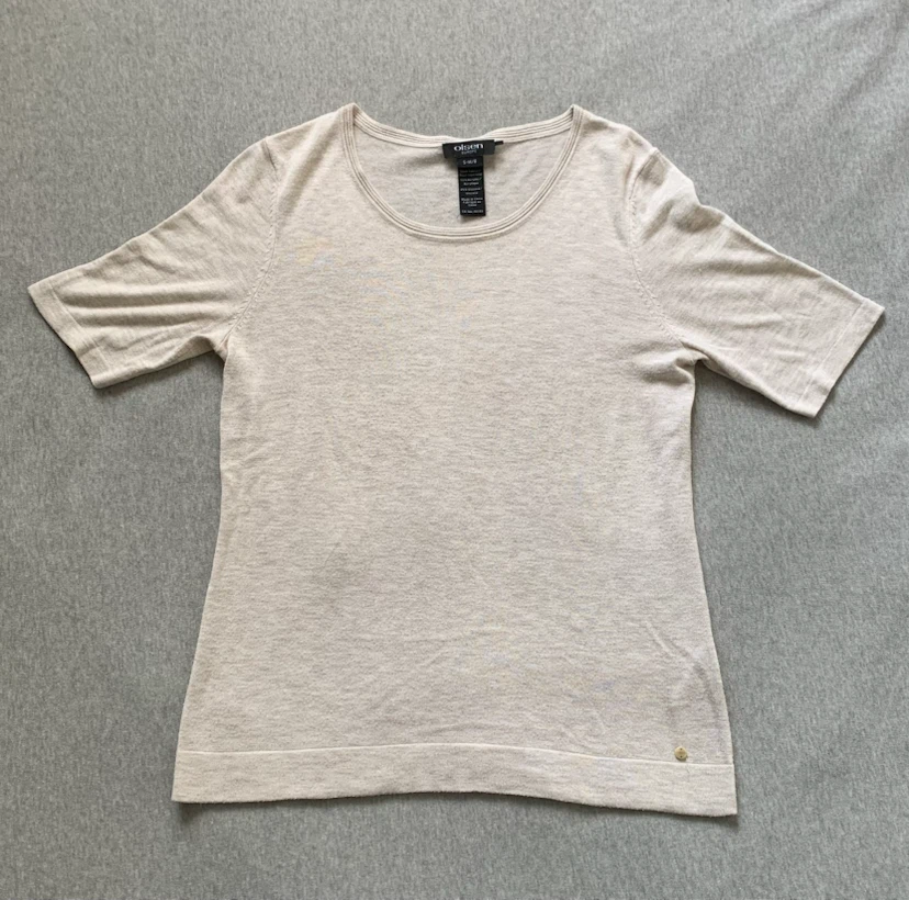 Olsen Europe Beige / Oatmeal Knit Top ~ Size 8 (Small/Medium)