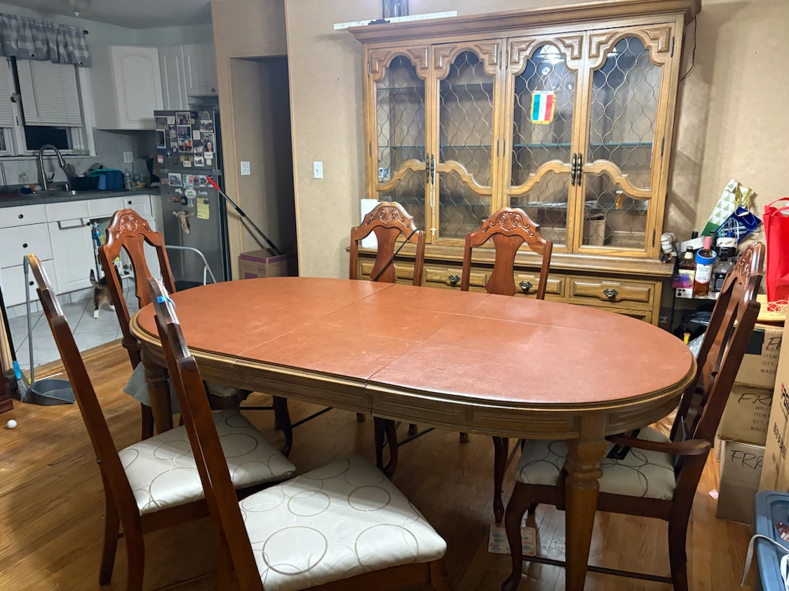 Oval dining table w/6 chairs, china cabinet and bar - photo 2