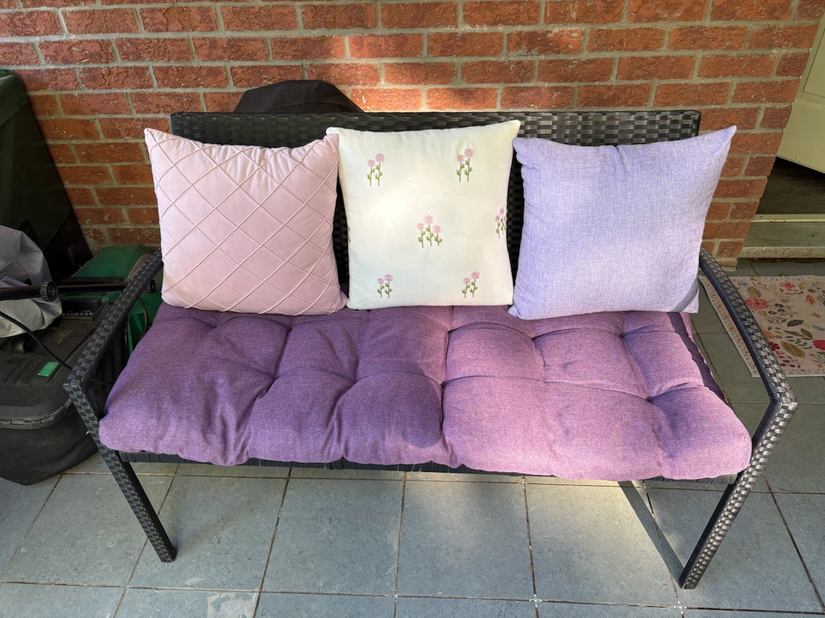 Outdoor Patio Bench Set – Cushion, Pillows & Waterproof Cover