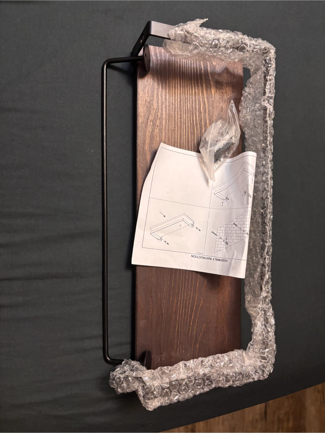 Wooden shelf with an additional metal towel bar - photo 4