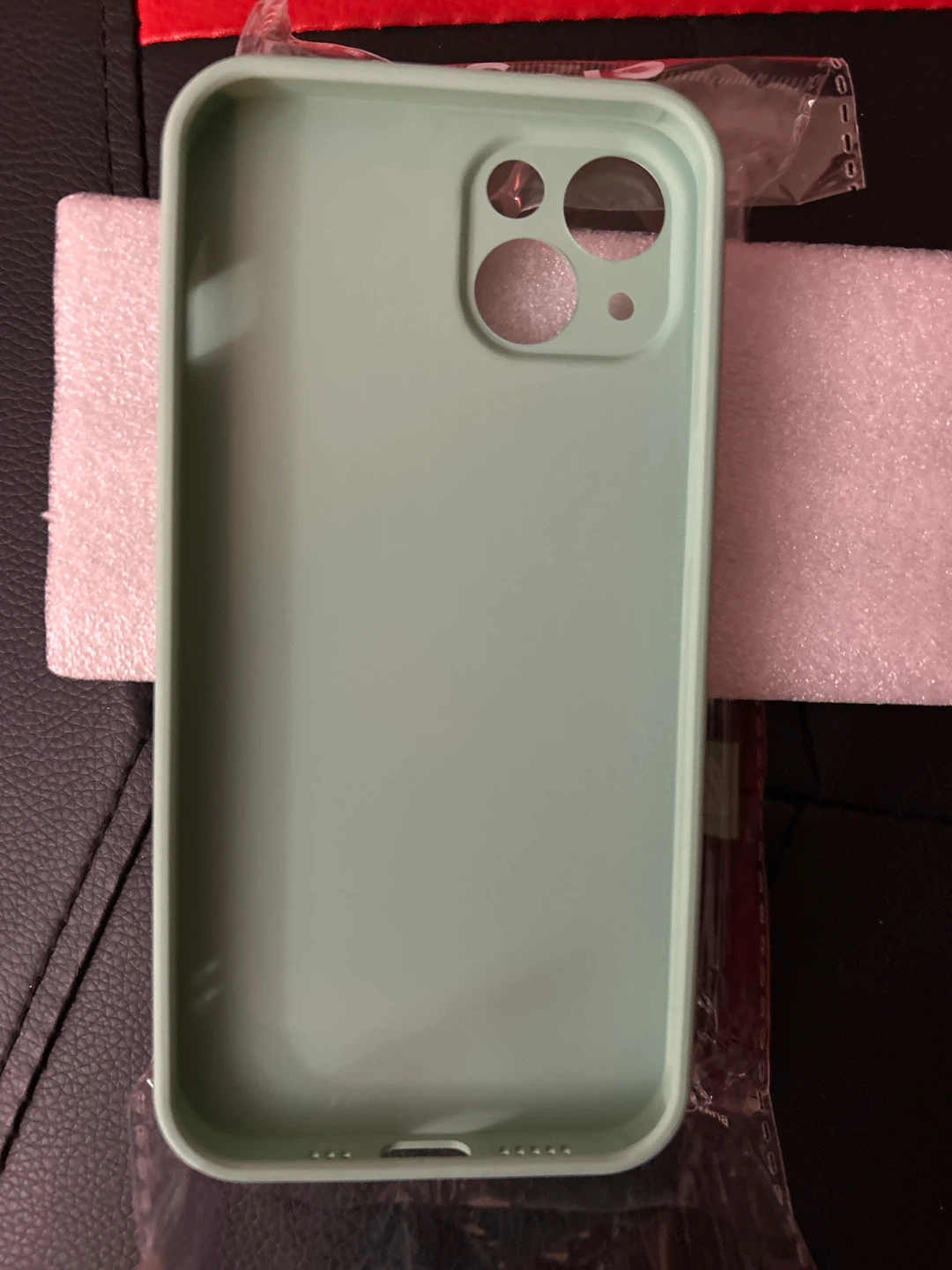 Quilted iPhone 13 Case - photo 3