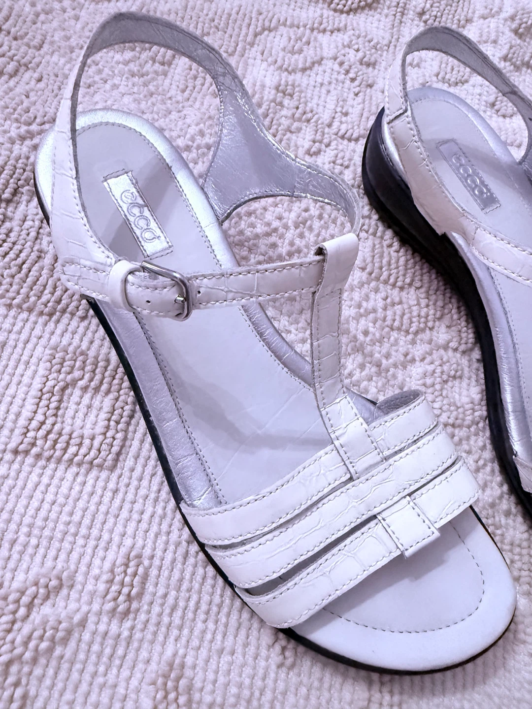 ECCO White Leather T-Strap Sandals - photo 3