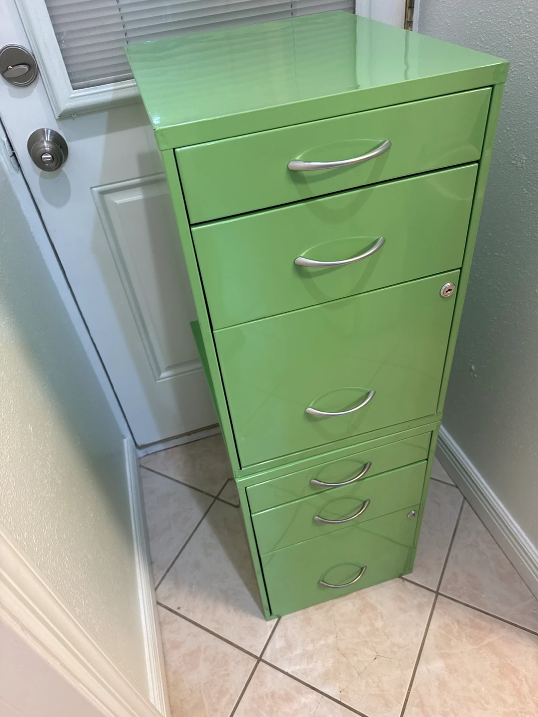 Green Metal 3 Drawer Filing Cabinet - photo 4