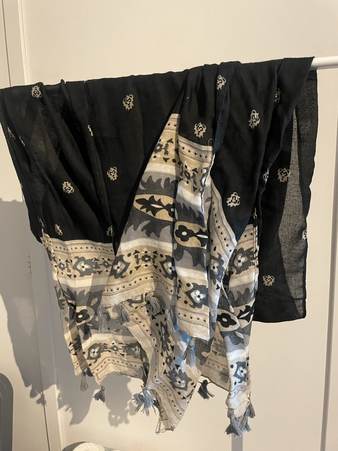 Lightweight Scarf