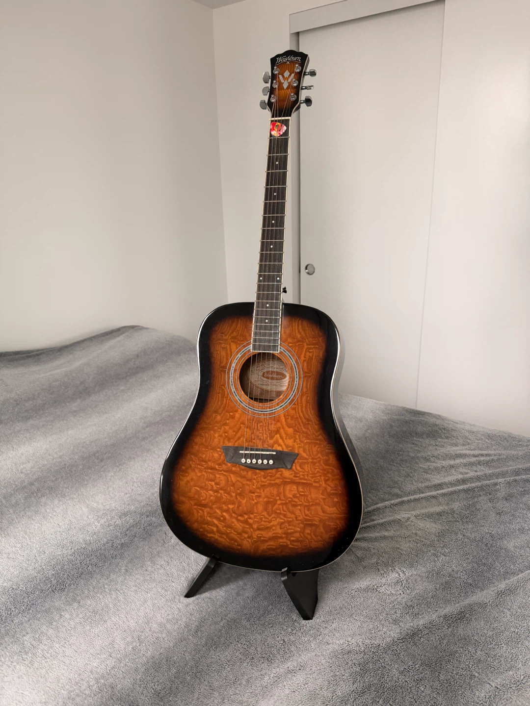 Washburn Acoustic Guitar