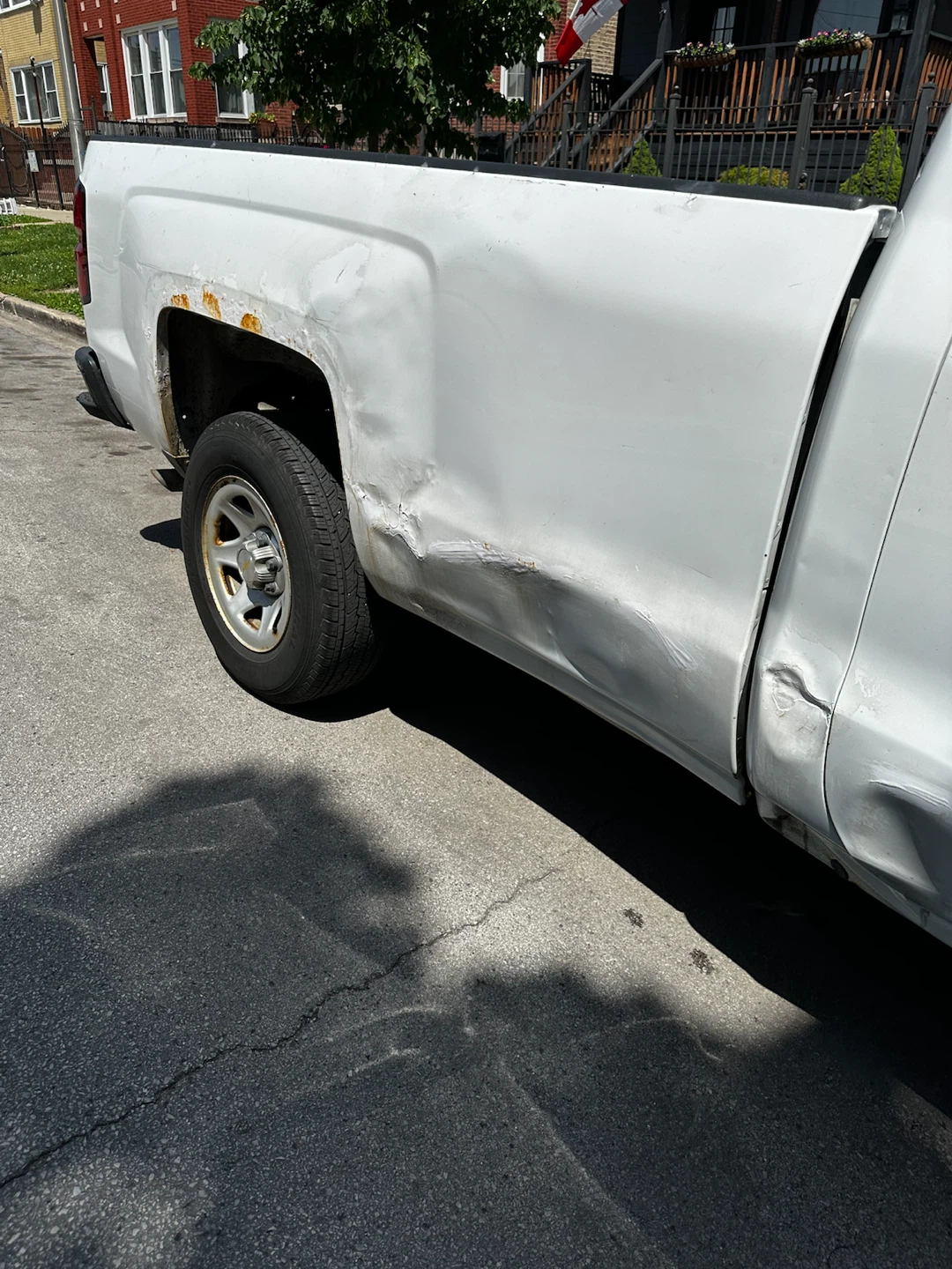 Chevy Silverado 1500 - photo 3