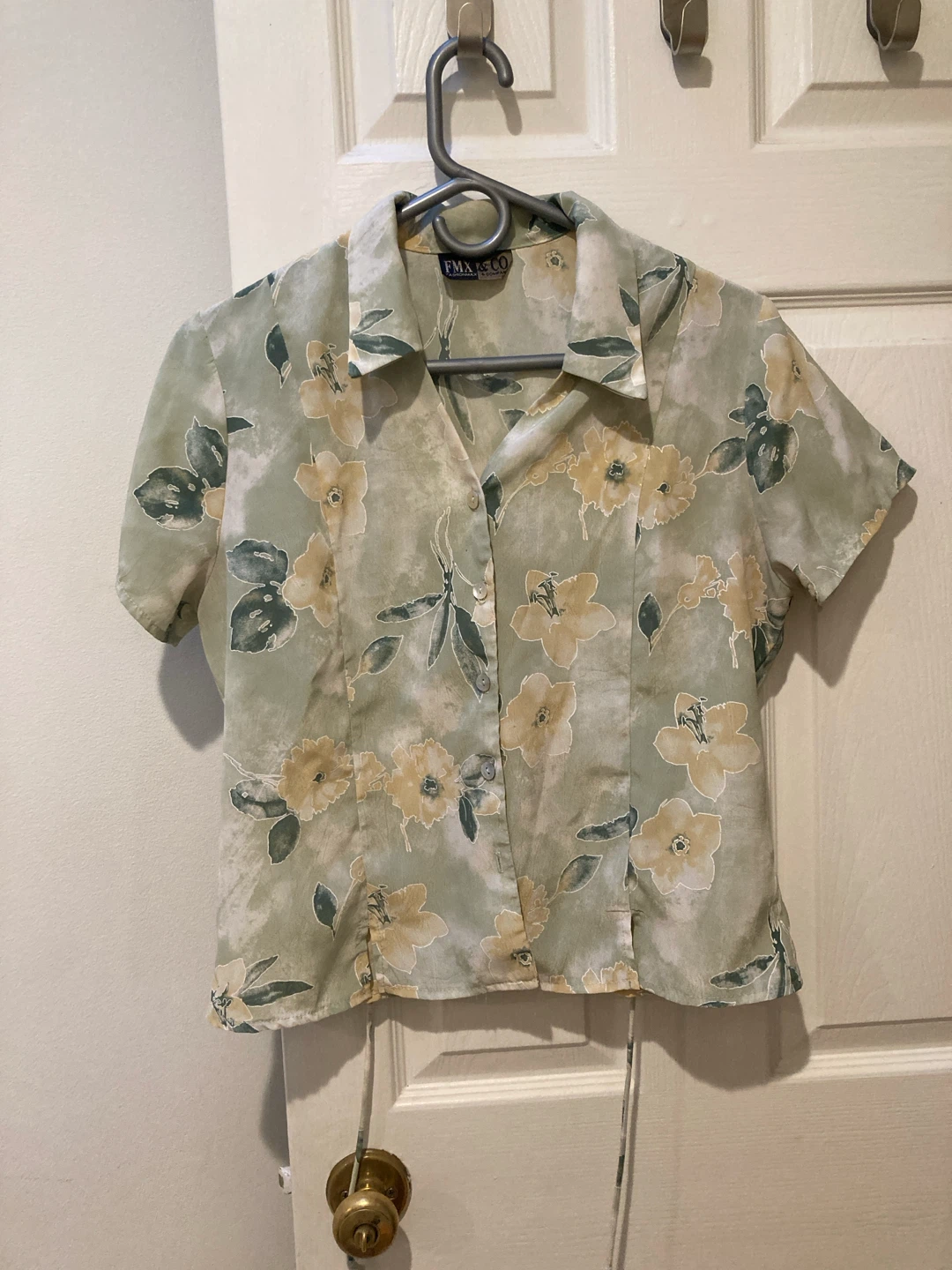 Floral Short Sleeve Button-Up Blouse - photo 2