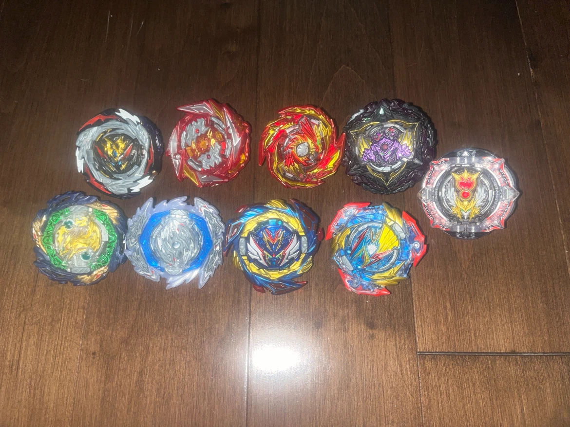 9 Takara Tomy Beyblade stock combos