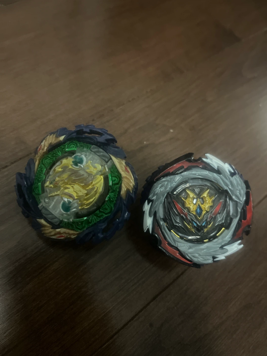 9 Takara Tomy Beyblade stock combos - photo 3