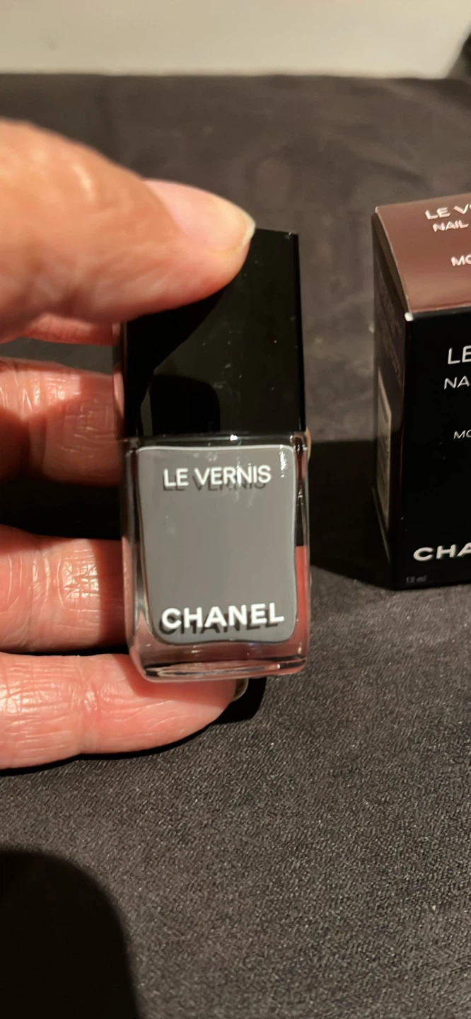 Chanel nail polish - photo 3