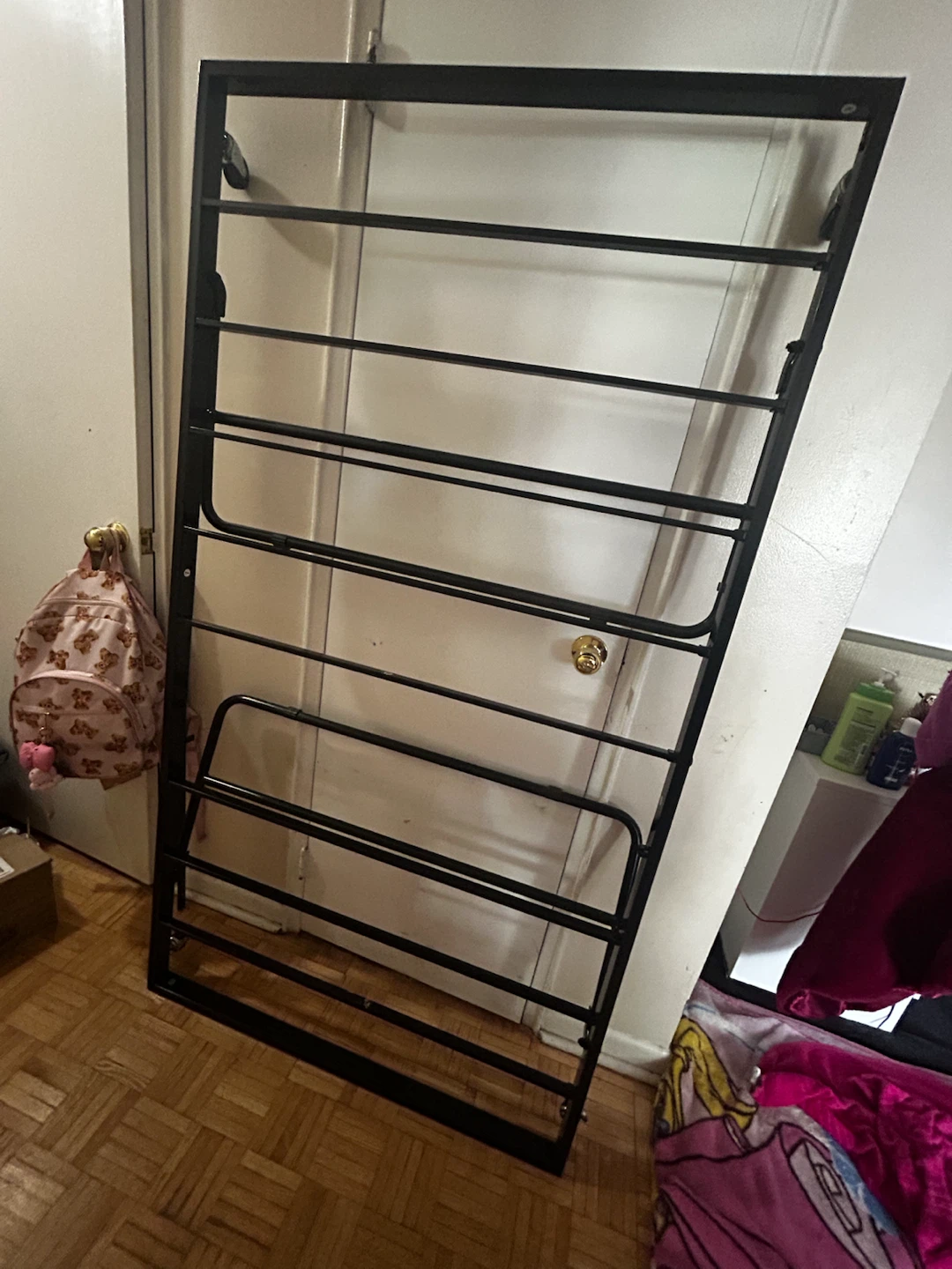 Trundle bed single to a queen