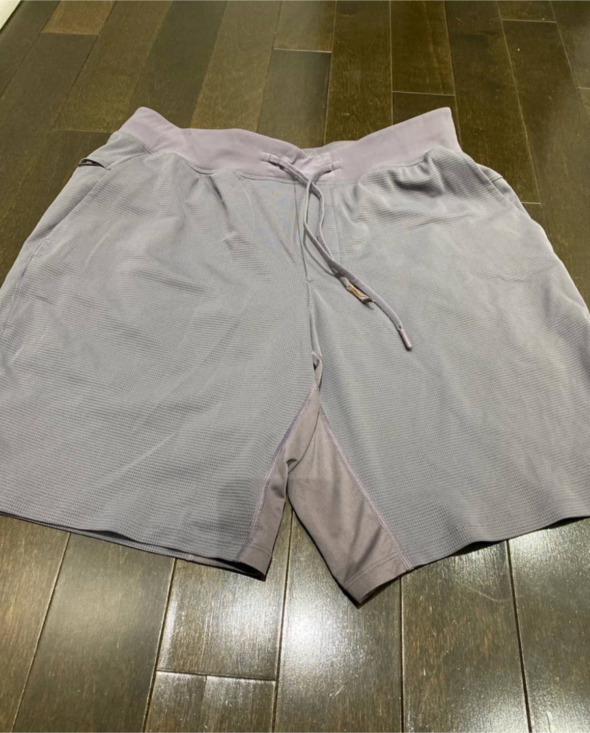 Lululemon Men's Polo Shirt and Shorts Size L - photo 3
