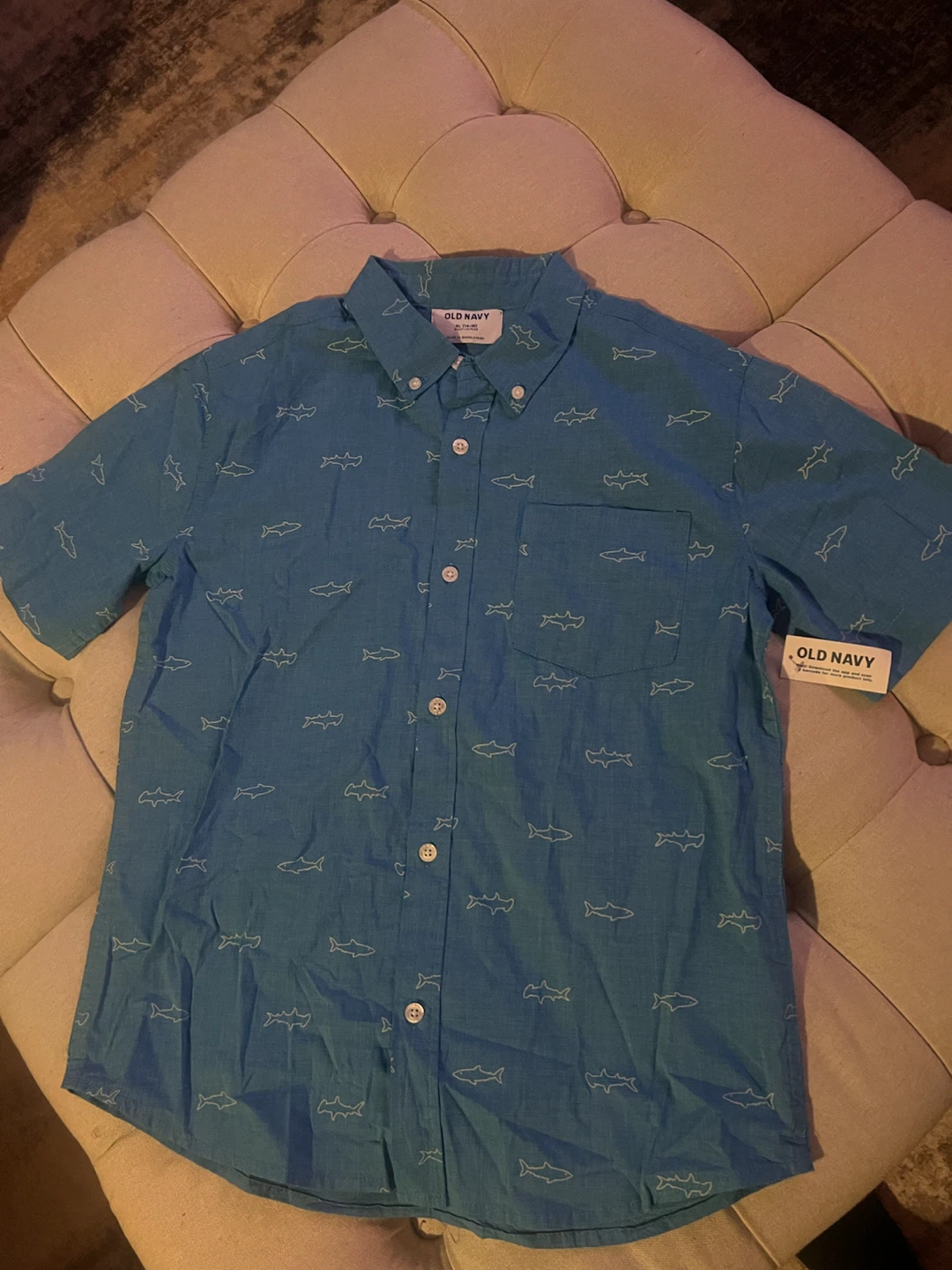 Old Navy Shark Print Short Sleeve Button-Up Shirt XL