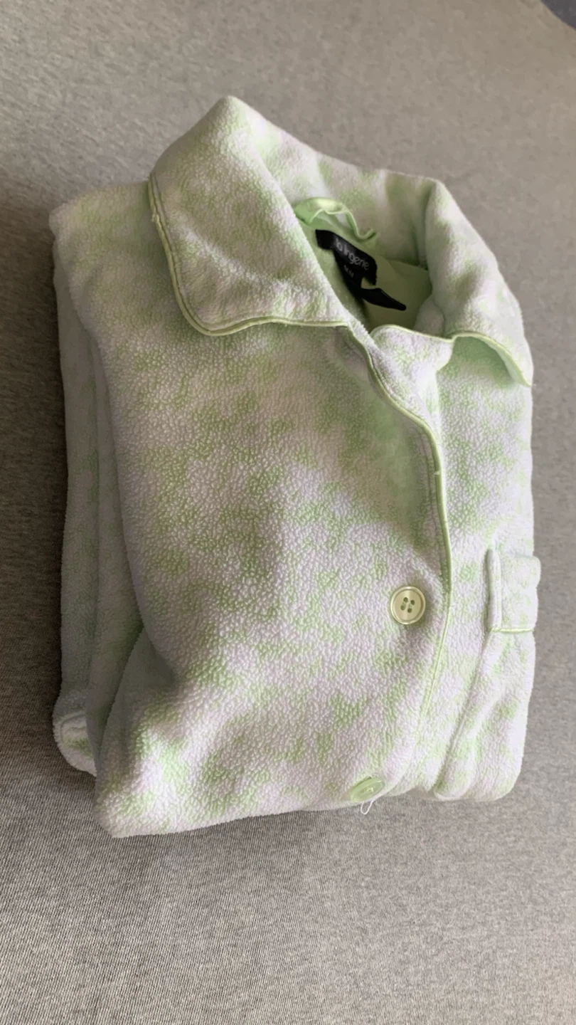 La Lingerie Fleece Pajama Set ~ Medium Top/Small Bottoms - photo 3